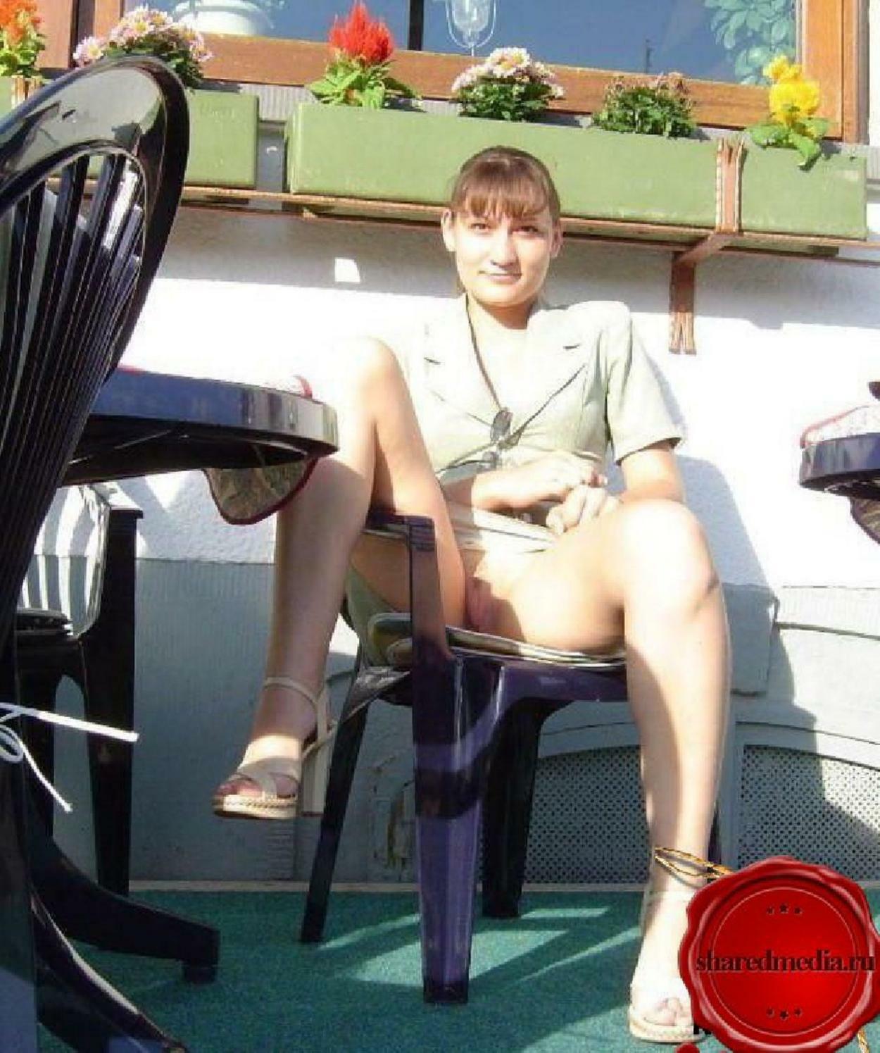 Flashing / Public / Risky — 40