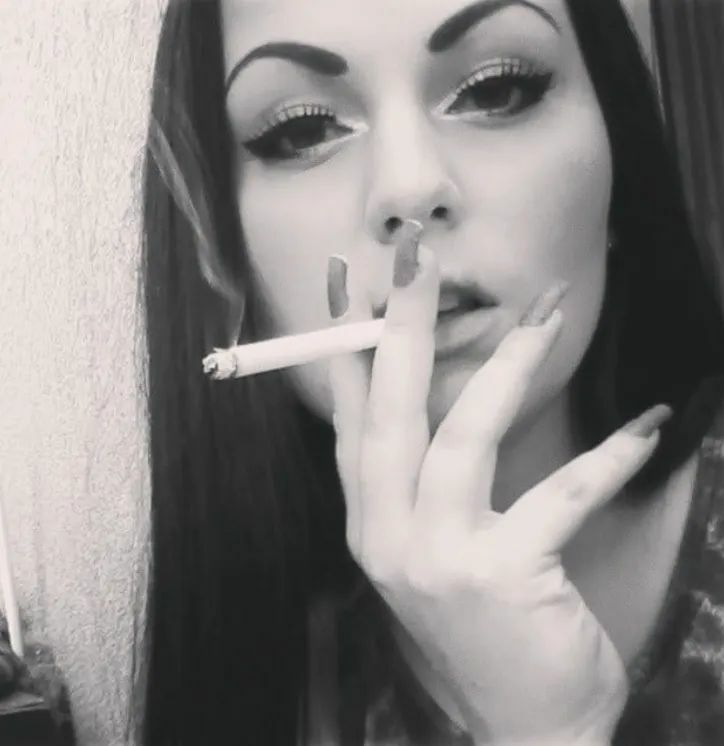 Sexy smoking — 16