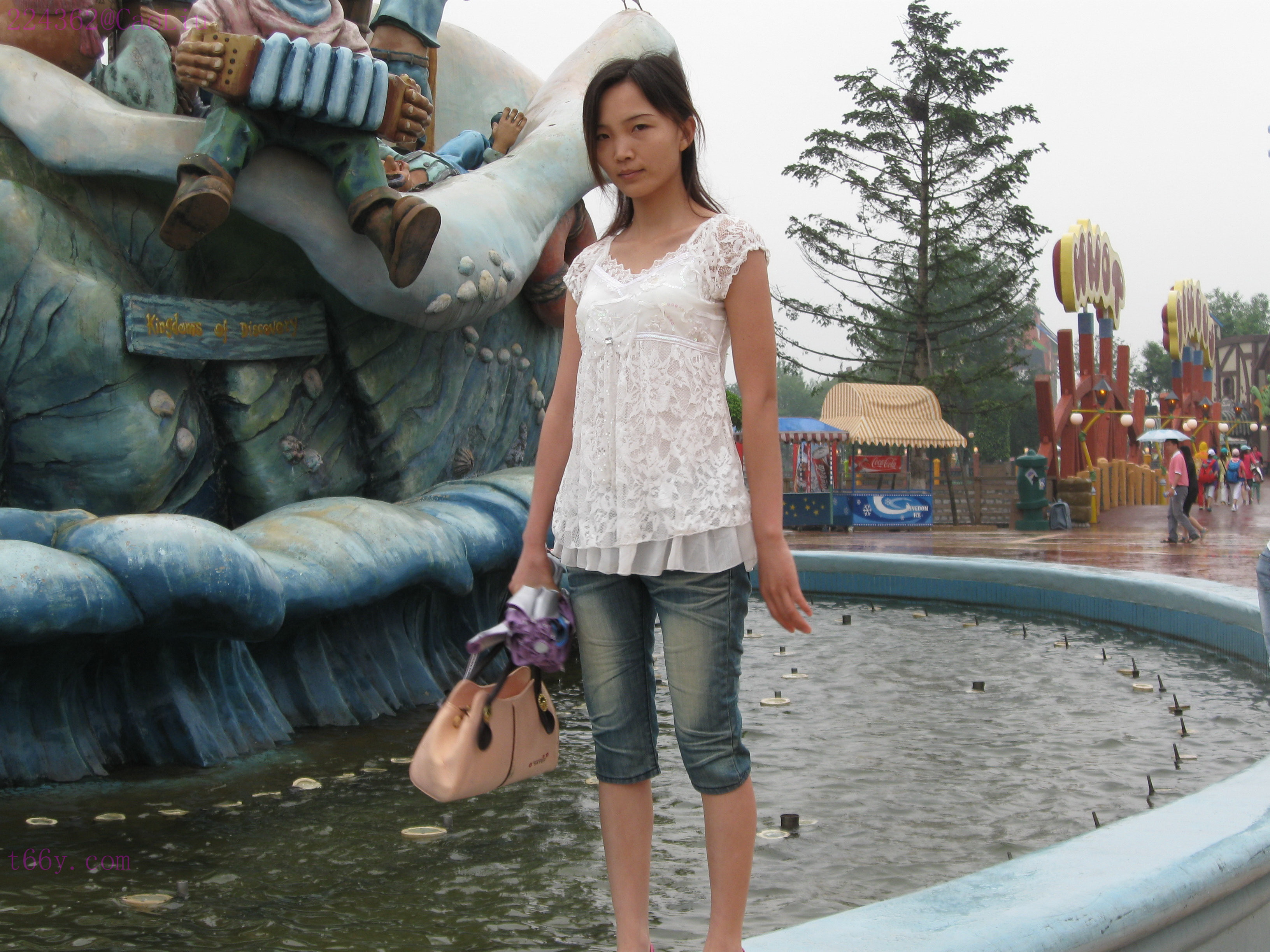 Sexy Chinese Lady Likes to Show — 21