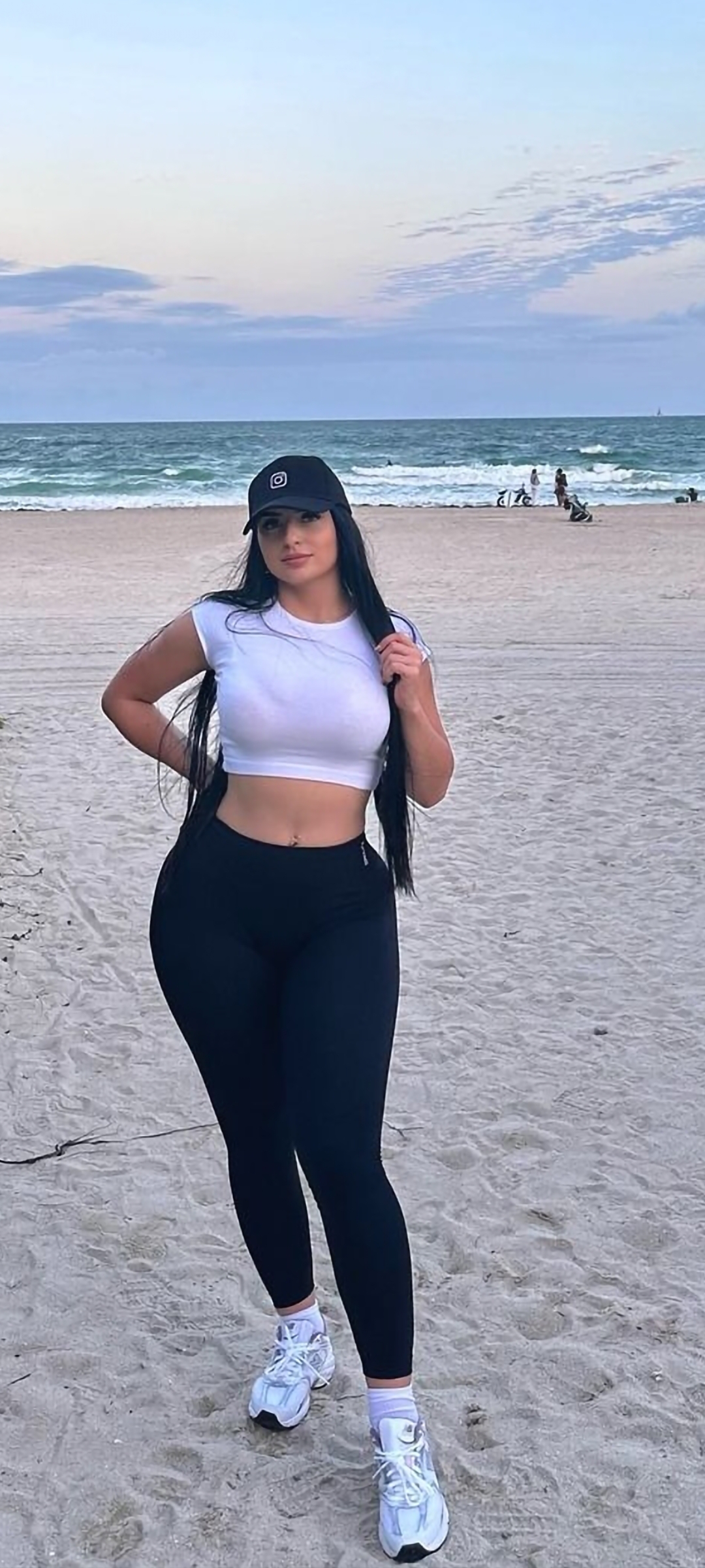 Big ass and titis latina wife — 10