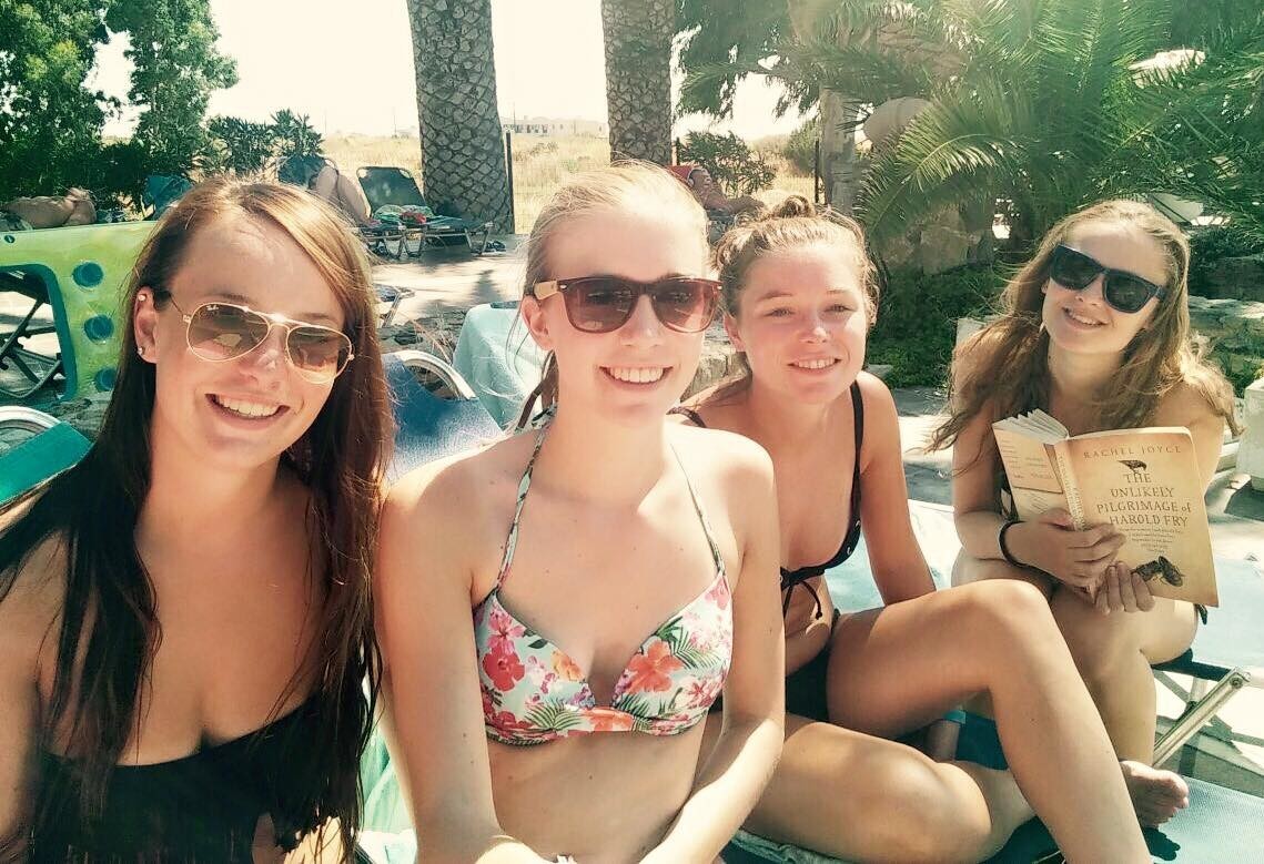 Girls with big and small tits, you pick! — 20