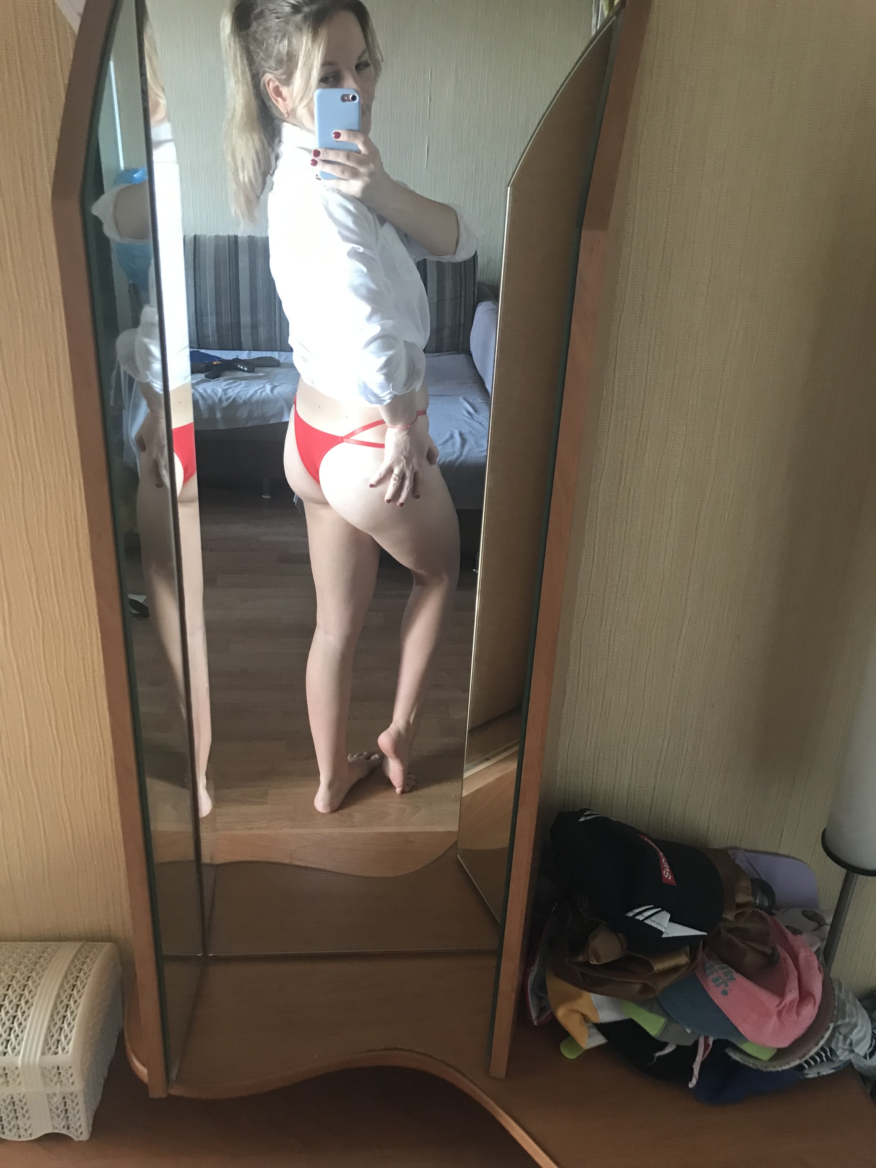 Russian Beauty — 25