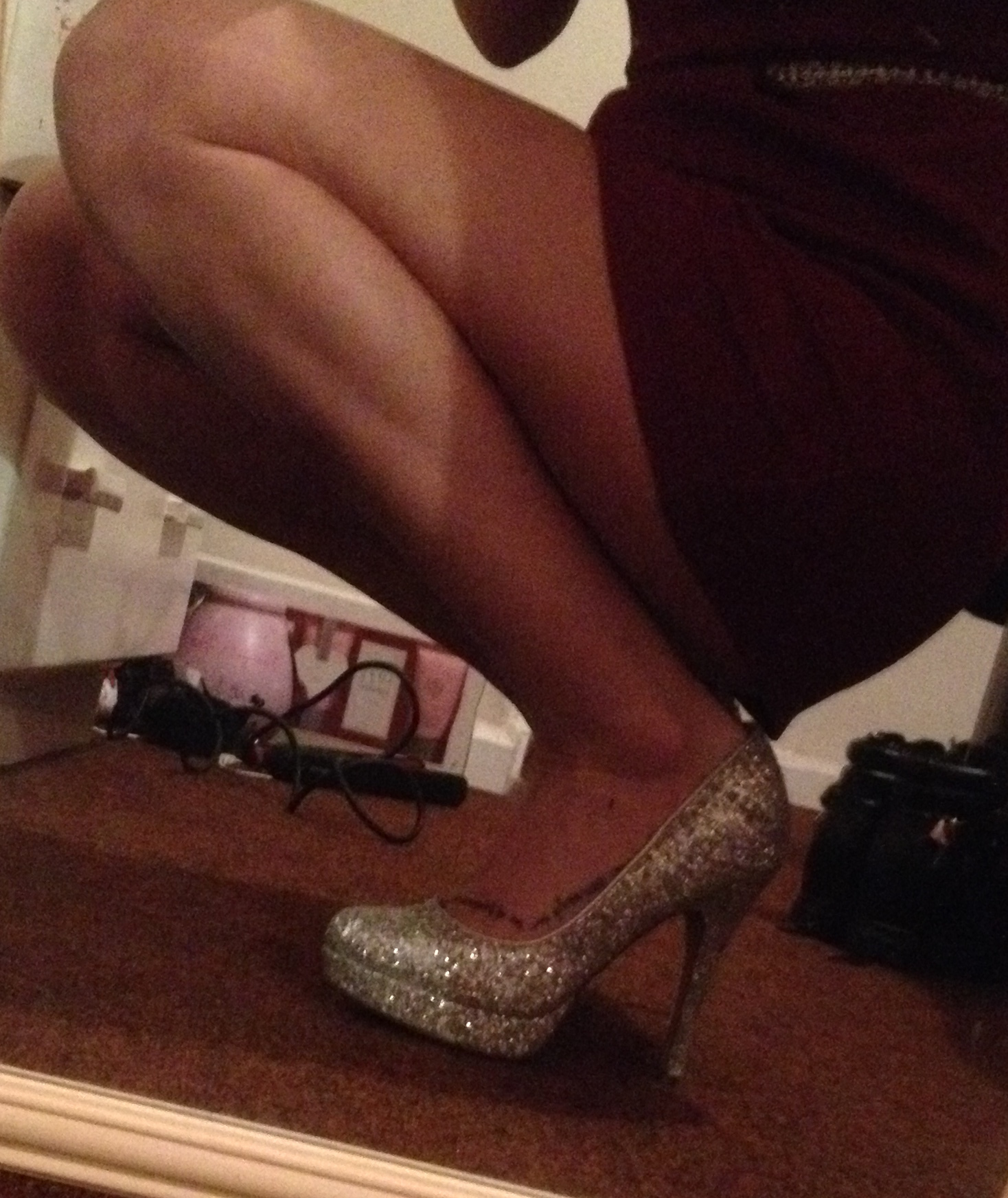 British girls showing their sexy legs — 11