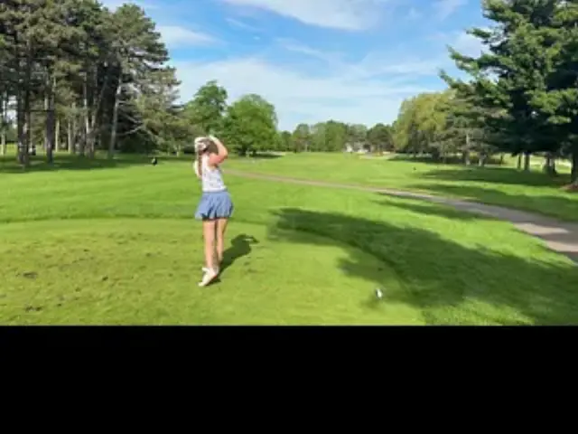 Golf Challenge Leads To Oral In The Hot Tub For The Winner!
